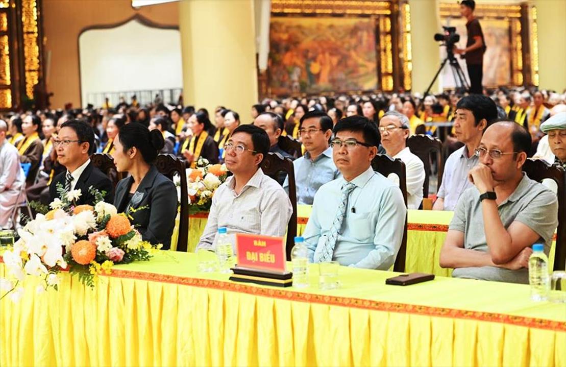 truyen-thong-phat-giao-viet-nam-sau-15-nam-tu-tin-phat-su-den-ket-noi-cong-dong_nguoiphattu_com_nhu luc pham ngoc son  (21).jpg
